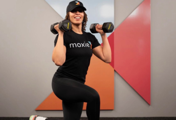 Moxie.xyz Review - Workout with Dumbbells